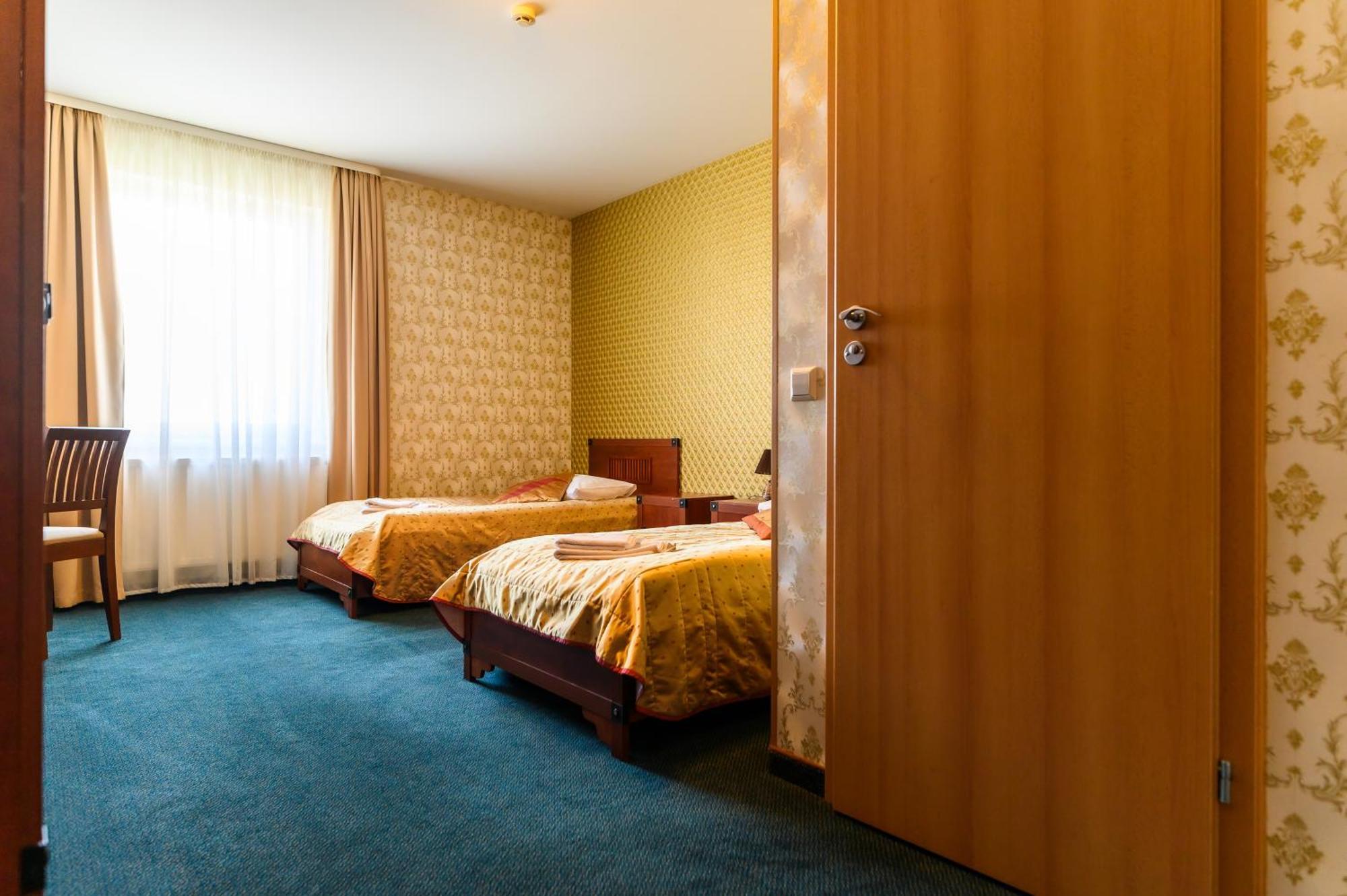 Coliving Synet Apartment Mazeikiai Bagian luar foto