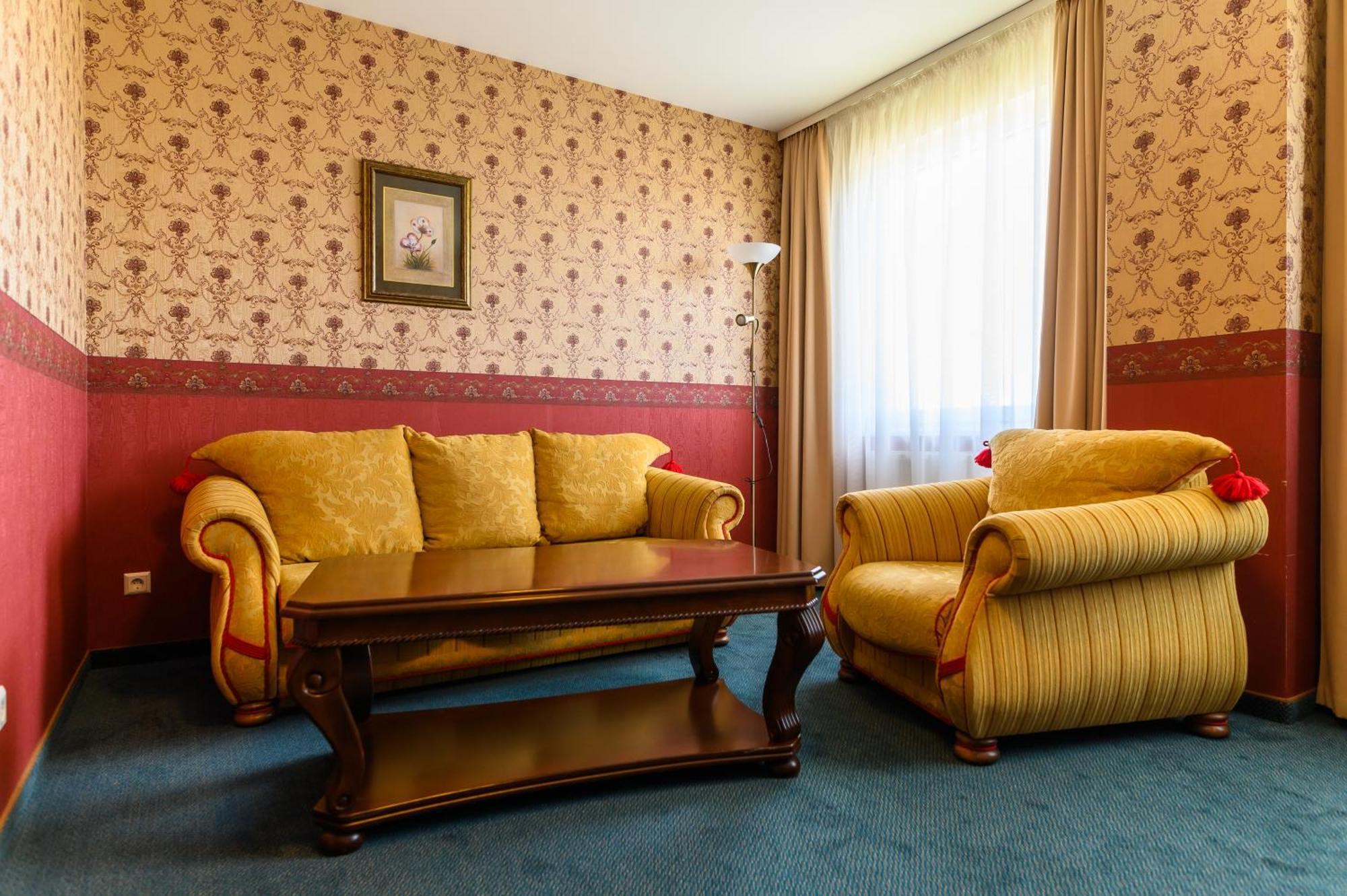 Coliving Synet Apartment Mazeikiai Bagian luar foto